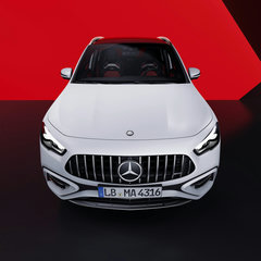 Mehr Ausstattung und Technik für GLA und GLB von Mercedes-AMGMore features and improved technology for Mercedes-AMG GLA and GLB