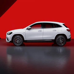 Mehr Ausstattung und Technik für GLA und GLB von Mercedes-AMGMore features and improved technology for Mercedes-AMG GLA and GLB