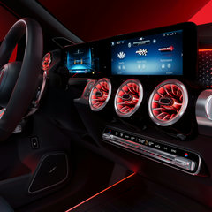 Mehr Ausstattung und Technik für GLA und GLB von Mercedes-AMGMore features and improved technology for Mercedes-AMG GLA and GLB