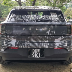 Volvo EX30 Camo Subang Watermark-6