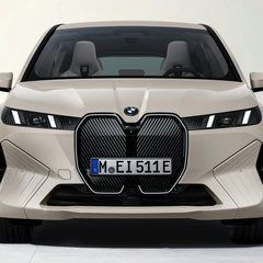 2025 BMW iX facelift debut-xDrive45-3