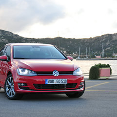 VolkswagenGolf_04