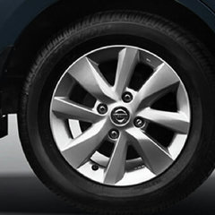 Nissan_Grand_Livina_facelift_Indonesia_05