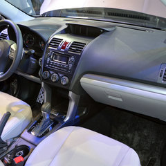subaru-forester-cockpit