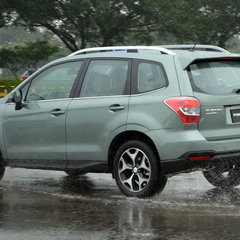 subaru-forester-rear