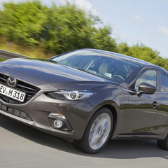 2014_Mazda3_Sedan_0001