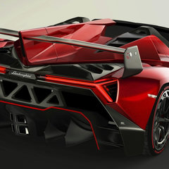 veneno_roadster_back