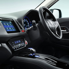 Honda-Vezel-2014-0012