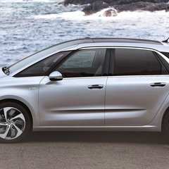 2014-ECOTY-Citroen-C4-Picasso