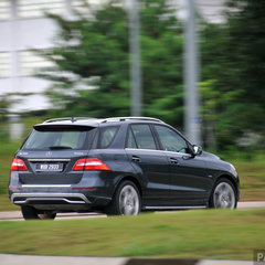 Mercedes-Benz_ML_350_ 040