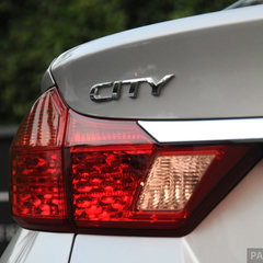 2014_Honda_City_ 006