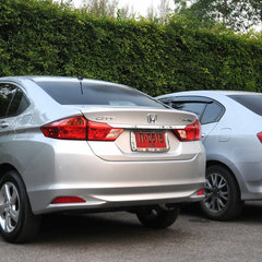 2014_Honda_City_new_vs_old_ 009