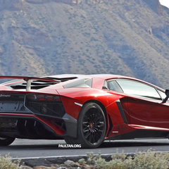 Lamborghini Aventador SV (7)