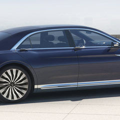 Lincoln Continental Concept