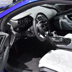 audi-r8-e-tron-live-geneva-3