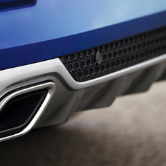 2016-renault-megane-iv-gt-17