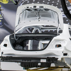 2015-mercedes-benz-w213-naked-body-1