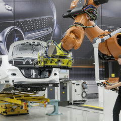 2015-mercedes-benz-w213-naked-body