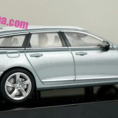 volvo-v90-liquid-blue-5