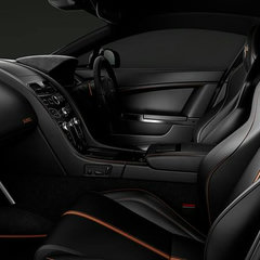 Aston Martin V8 Vantage S Blades Edition 3