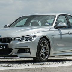 2016-BMW-330i-4