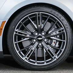 Chevrolet Camaro ZL1 – 640 hp, 868 Nm, 10-spd auto