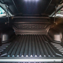 Isuzu-D-Max-Beast-40