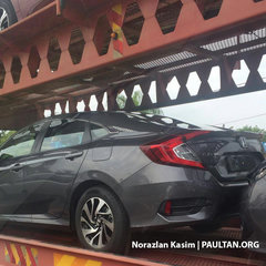 2016 Honda Civic spotted trailer 1