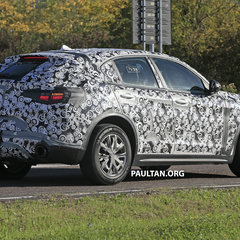 SPYSHOTS: Alfa Romeo Stelvio SUV spotted again