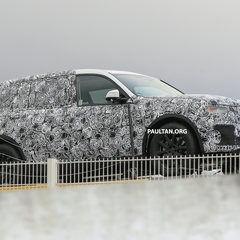 BMW X7 spyshots