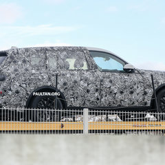 BMW X7 spyshots