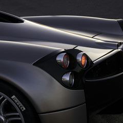 Pagani Huayra 2