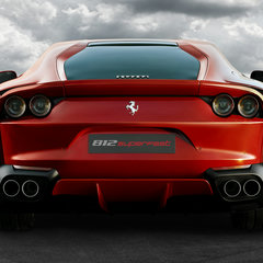 Ferrari 812 Superfast 4