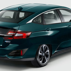 Honda Clarity Plug-In Hybrid-02