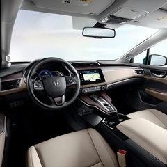 Honda Clarity Plug-In Hybrid-03