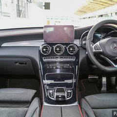 Mercedes_AMG_GLC43-9