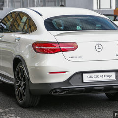 Mercedes_AMG_GLC43_Coupe-2