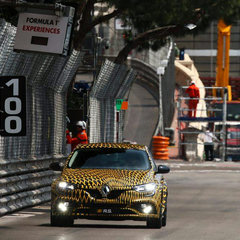 Renault Megane RS Monaco GP-02