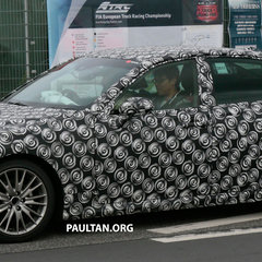 Toyota-Crown-spied-6