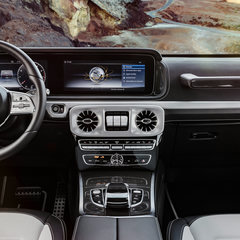 Mercedes G Class Interior-01