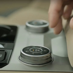VW-2018-Touareg-teaser-3