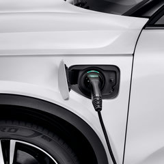 New Volvo XC40 T5 plug-in hybrid