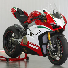 2018 Ducati Panigale V4 Speciale – 4