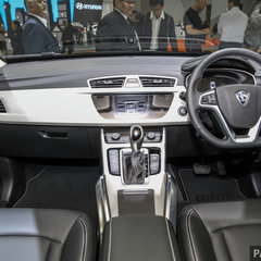 KLIMS18_Proton_X70_Executive4WD-8