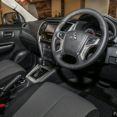 Mitsubishi_Triton_VGT_Premium_AT-5