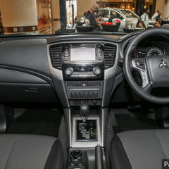 Mitsubishi_Triton_VGT_Premium_AT-6