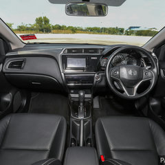 Honda_City_Malaysia_Passion_Red_Pearl_2019_Int-1