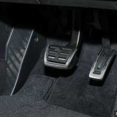 Volkswagen-Sound-Style-Edition_Passat-Highline-10-BM