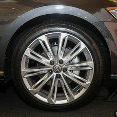 Volkswagen-Sound-Style-Edition_Passat-Highline-8-BM