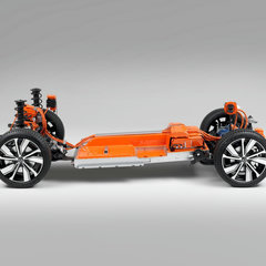 Volvo XC40 EV Underpinnings 3